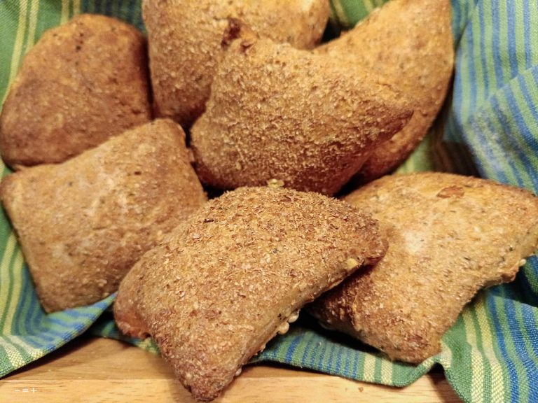 Saatenbrötchen - der heimbäcker - brot backen und brotbackkurse in deutz Saatenbrötchen - der heimbäcker - brot backen und brotbackkurse in deutz